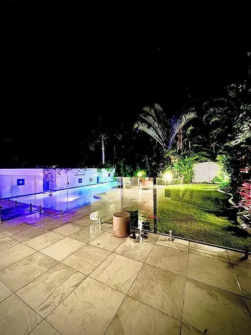 Premium Beach Front House - Pool, Bikes, Huge Deck Golden Beach 0*,  Australia